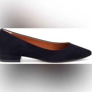 Aquatalia Penina Suede Flats Super cute
